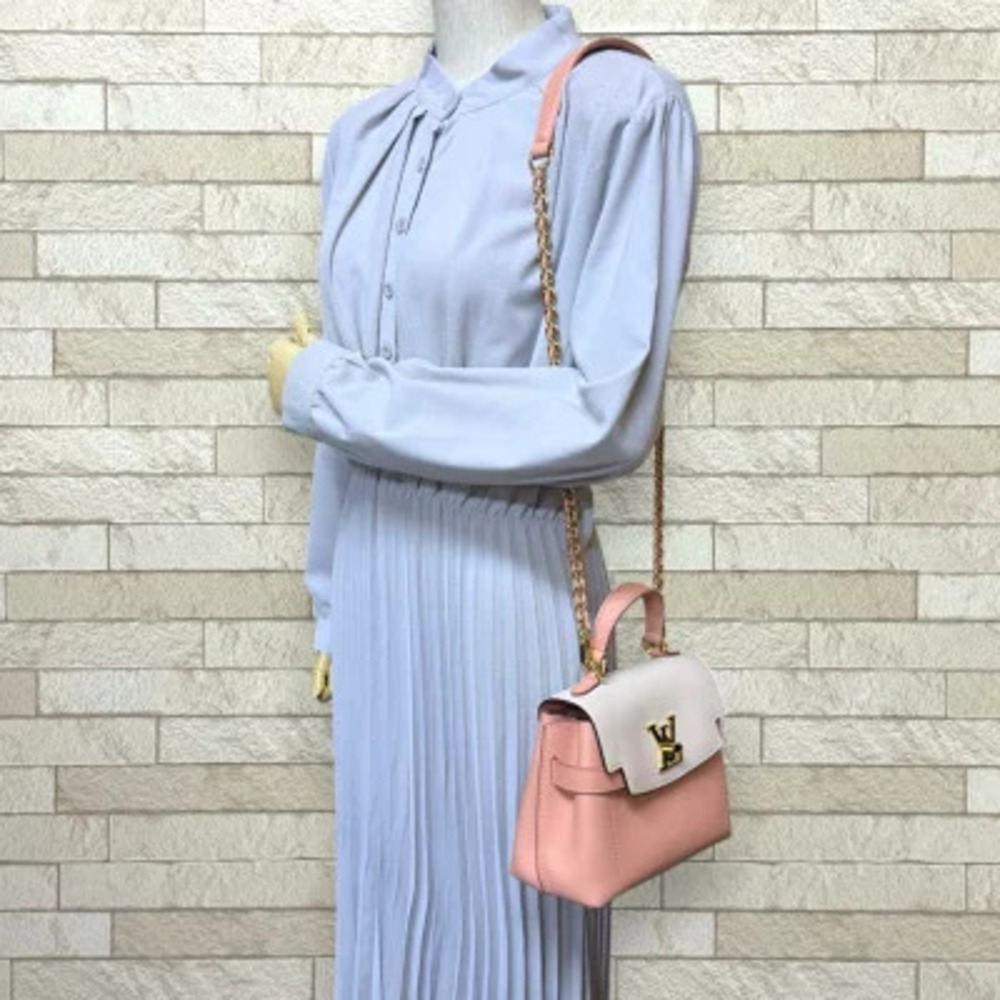 Louis Vuitton Pink Bag Eva Shoulder Lockme Leather Pink